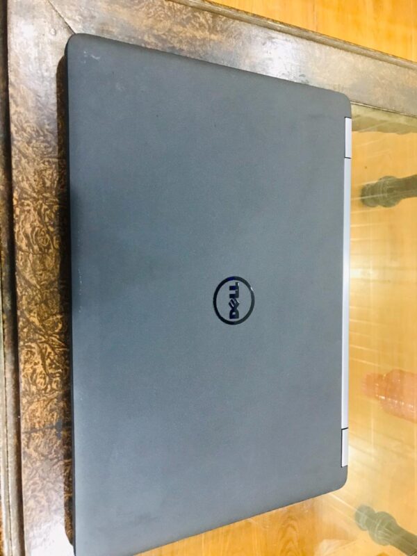 Dell latitude E7470 i5 6th gen - Image 3